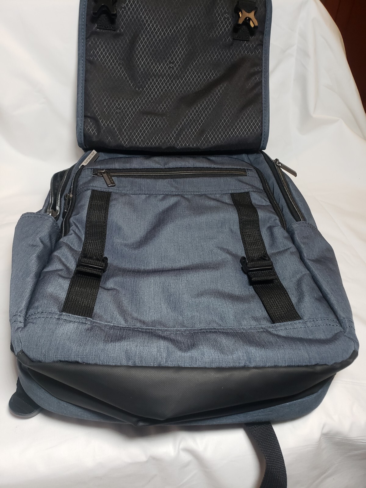 samsonite backpack - image 4