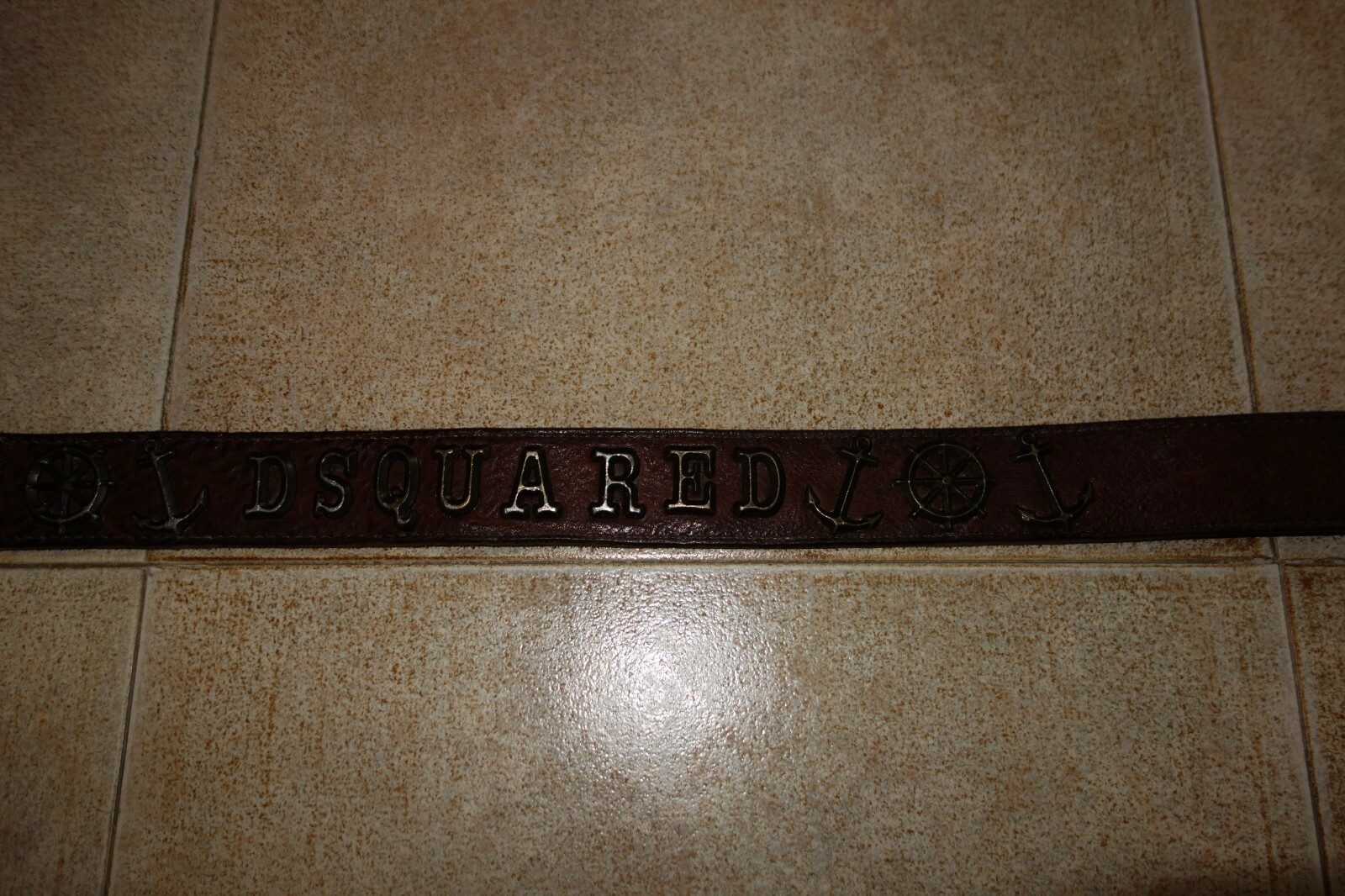 Picture 4 of 12