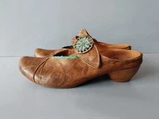Vintage THINK! Women's Size 39 Leather Brown Comfort Mules