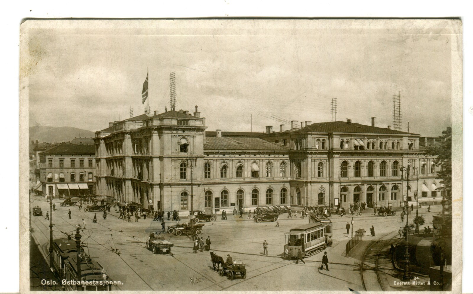 Norway Norge Oslo Østbanestasjon Railway Railroad Station  Tram Tramway 1929 PPC