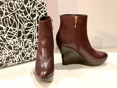 Diane von Furstenberg wooden stacked 