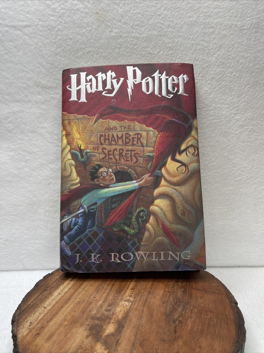 Harry Potter and the Chamber of Secrets 1st Edition 9780439064866