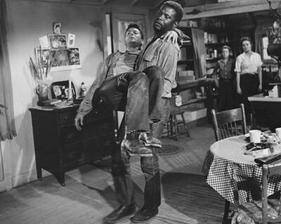 Sidney Poitier As Noah Cullen And Tony Curtis As John Joker Jackson PHOTO
