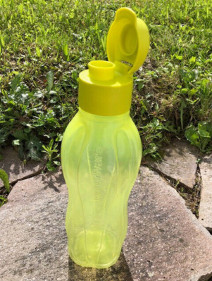 Tupperware To Go Eco - Borraccia con chiusura a rotazione, 1,0 l, EcoEasy, per bevande gassate, 1000 ml, colore: lilla