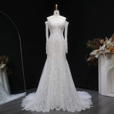 Elegant Sweetheart Long Sleeves Wedding Dresses with Pearl Beaded Bride Gowns