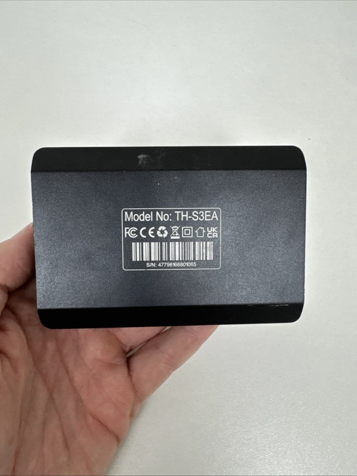 Adaptador de red Ethernet Sabrent 10G Thunderbolt 4 (USB-C) Foto 3 de 4