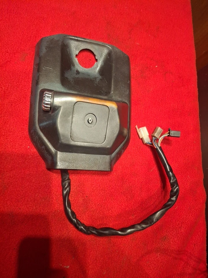 GL1500 Goldwing 1500 Interstate Switch Cover Radio Volume Knob OEM Honda - Image 2 of 4