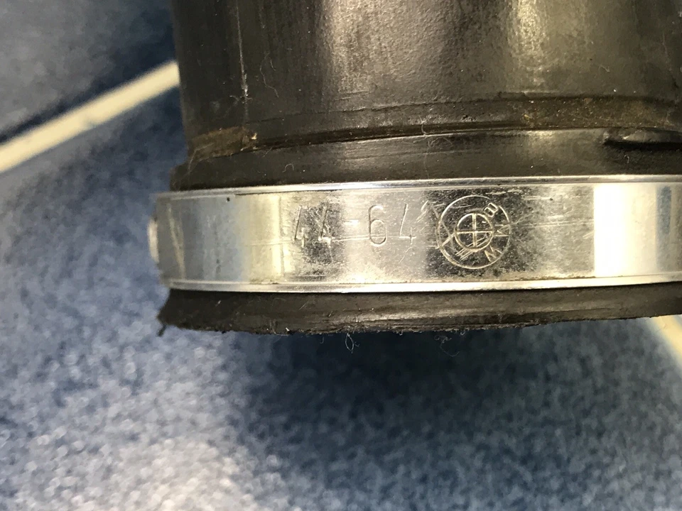 BMW OEM 1982-84 R80RT ВОЗДУШНАЯ ГОЛОВКА КАРБЮРАТОРА ВПУСКНОЙ КОЛЛЕКТОР ТРУБКА КОМПЛЕКТ R100RT R100RS - Изображение 3 из 4