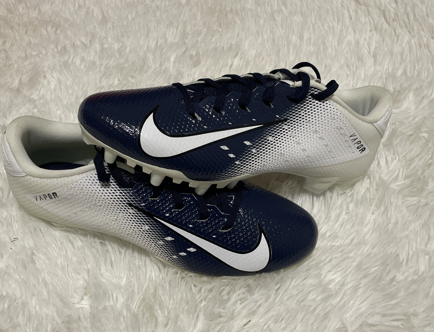 nike football cleats size 9.5