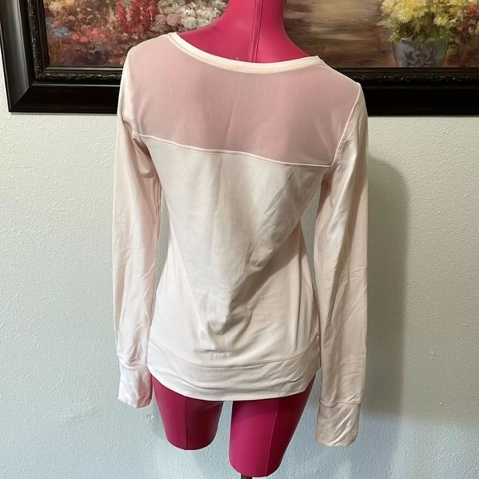lululemon just breathe long sleeve parfait mesh thumb holes soft stretch shirt