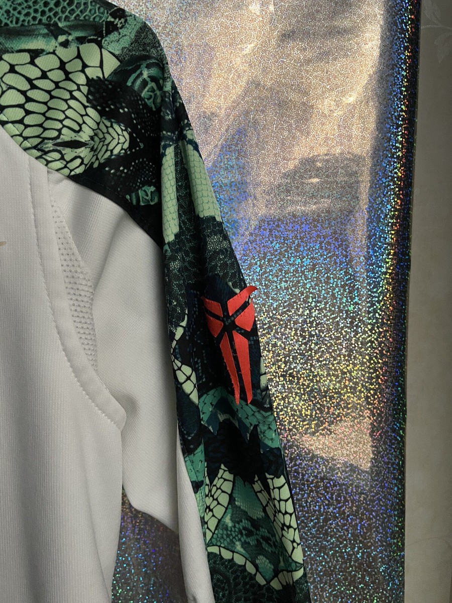 Nike Kobe Bryant mamba full zip Therma Fit White snakeskin