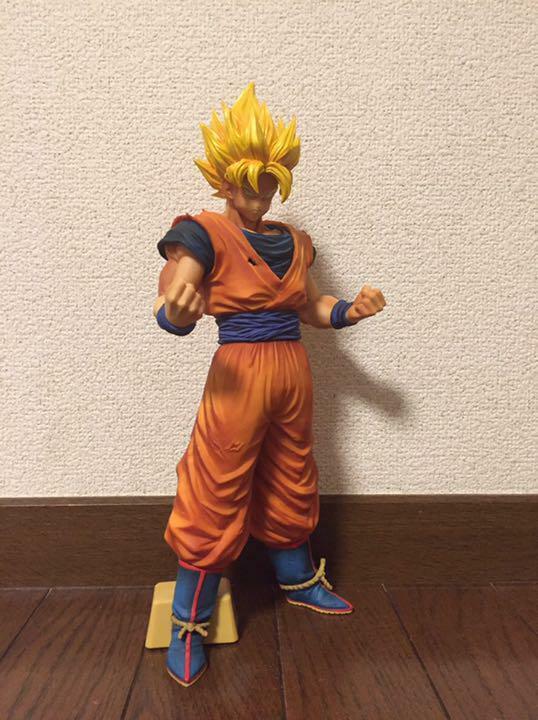  Banpresto Dragon Ball Z Resolution of Soldiers Volume 1 Super  Saiyan Goku Figure : Toys & Games