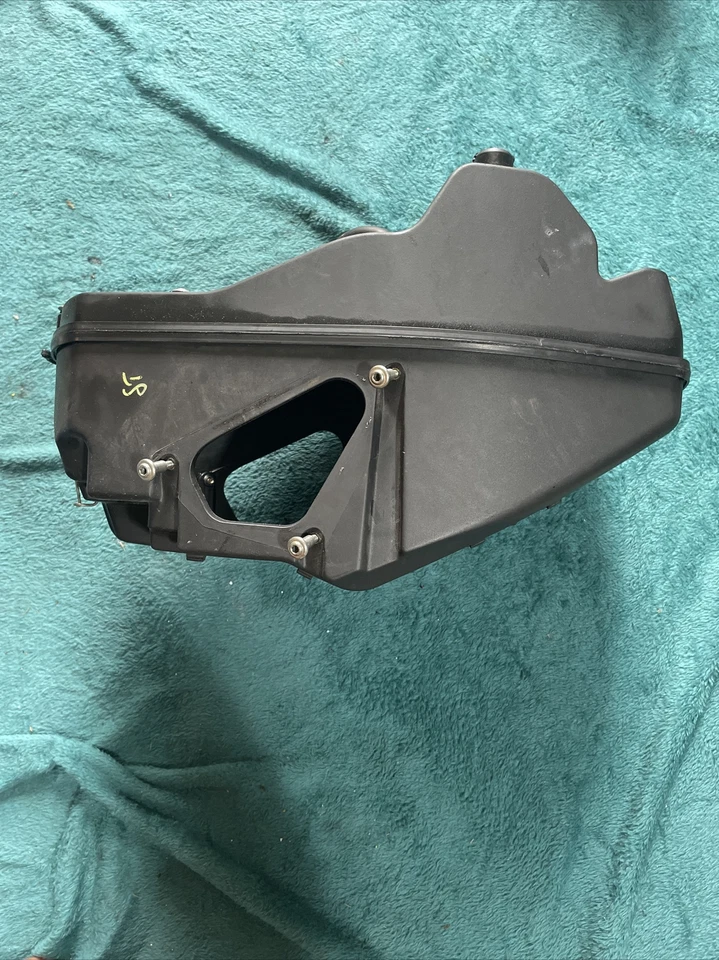 Ducati 848 Evo 2012 caja de aire Foto 4 de 4