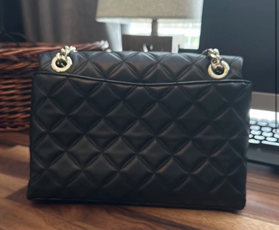 Kate Spade Natalia Shoulder Bag Black With A Gold Chain - Image 2 of 4