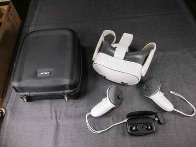 Meta Oculus Quest 3S 128GB works great! Plus case & gaming ear buds