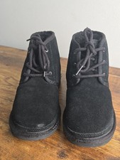 Big Kids UGG Black Suede Neumel Chukka Boots Sz 6Y Winter Cabincore Coldgear
