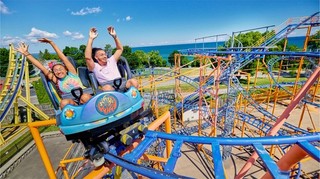 NY Rochester Seabreeze Amusement Park 4 ride & slide tickets $180 value