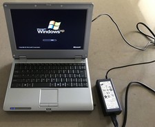 NOTEBOOK PC-71001 -User Manual -Windows XP loaded - Carry Bag - 26-cmScreen - OK