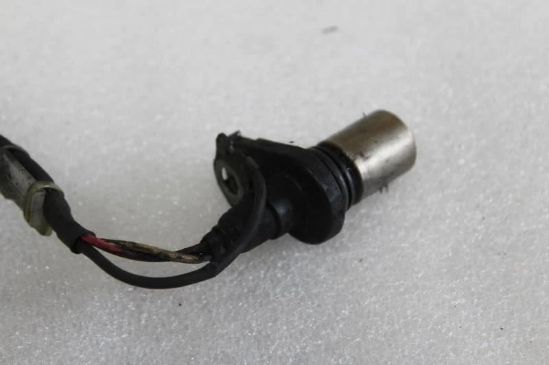 2000 2001 2002 2003 2004 2005 TOYOTA MR2 SPYDER CAMSHAFT POSITION SENSOR - Image 3 of 4