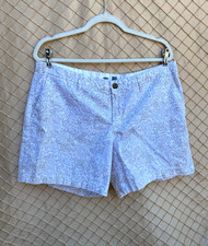 Old Navy Size 12 Women  s Beige/White Floral print Shorts