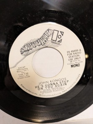 45 ~ John Kongos: ''He's Gonna Step On You Again / Tokoloshe Man'' 1971 (NM-)