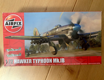 Airfix Flugzeugbausatz Hawker Typhoon Mk.IB 1:72 A02041A, unbemalt