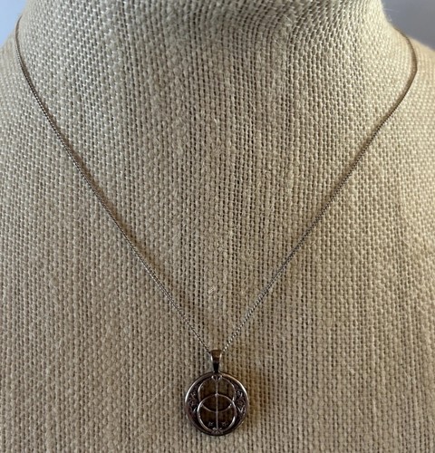 Chalice Well 925 Sterling Silver Pendant Fine