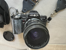 Minolta AF 7000 Maxxum Camera w/Minolta AF Lens 28-85mm Flash 2800AF
