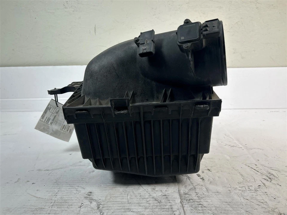 Ram 2500 2011 purificador de aire caja y resonador 6,7 L usado OEM Foto 3 de 4