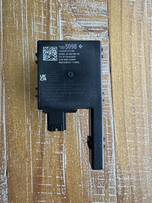 2020-2025 CADILLAC ESCALAD CT4 KEYLESS ENTRY RECEIVER REMOTE CONTROL MODULE OEM