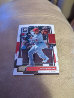 2022 Donruss Optic #166 Yadier Molina ST. LOUIS CARDINALS