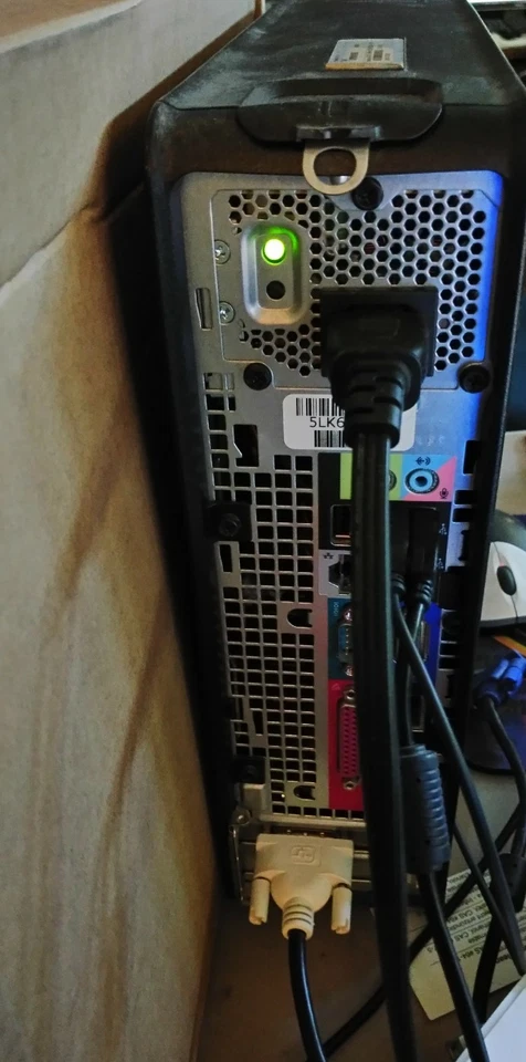 Dell Optiplex 780 Desktop Computer PC Windows 7 Pro~ Core 2 Duo~4GB~160GB HDD - Image 2 of 2