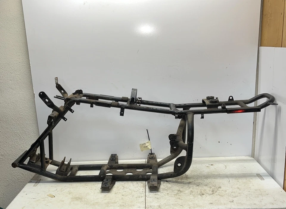 2001 Polaris Scrambler 90 OEM Frame 0450744 AP117 — 第 2/4 张图片