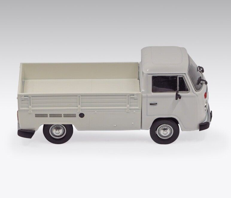 VW Volkswagen Kombi Pickup 1982 Rare Argentina Diecast Truck Scale