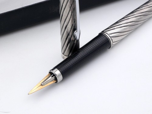ANTIKER FÜLLER - FOUNTAIN PEN PARKER 180 GEDREHT VERSILBERT 18K Goldfeder - Bild 2 von 12