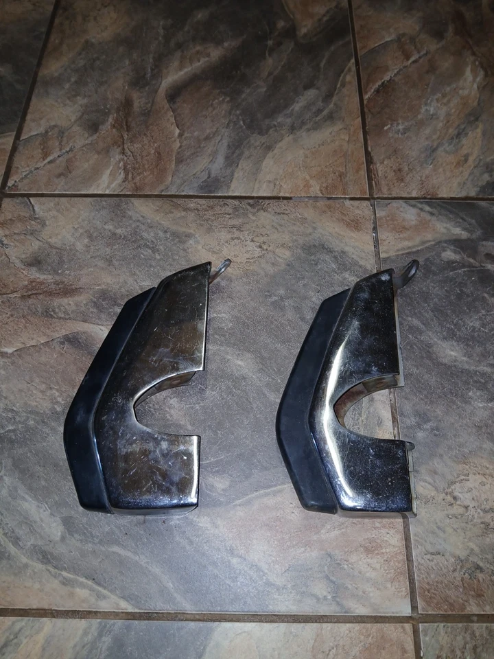 Chevrolet Chevy Camaro 1973 73 protectores de parachoques delanteros cromados OEM originales Foto 3 de 3