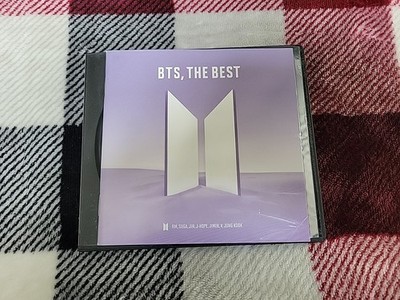 BTS - BTS, THE BEST [Limited Edition C] [2 CD] Discs In Excellent
