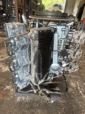 Yamaha Outboard 150hp V6 2 Stroke Powerhead 