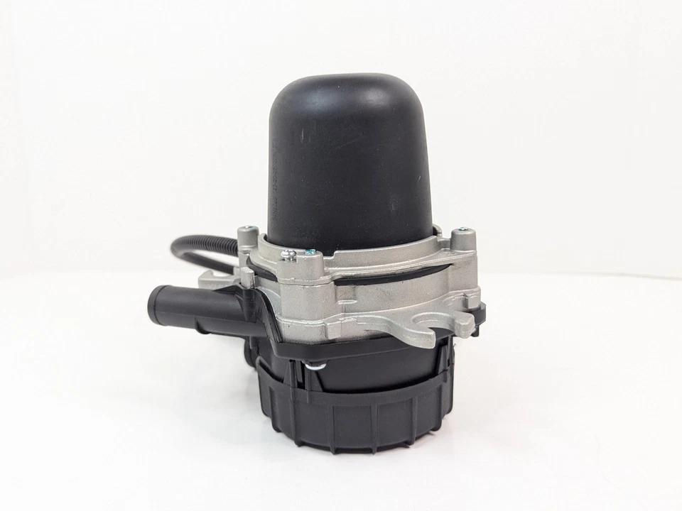 Air Pump Assembly 17610-0C010 For Toyota Tundra 4Runner Lexus Sequoia  New - Image 4 of 4