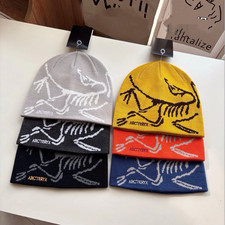 Arcteryx Bird Head Toque Beanie Hat Orca Black Merino Wool Hat for Winter NWT