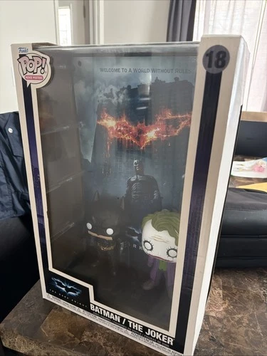 Funko Pop! Movie Poster with Case: DC Universe - Batman / The Joker #18