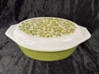 Vintage PYREX Green VERDE 2.5 Quart Oval Casserole Dish & Lid