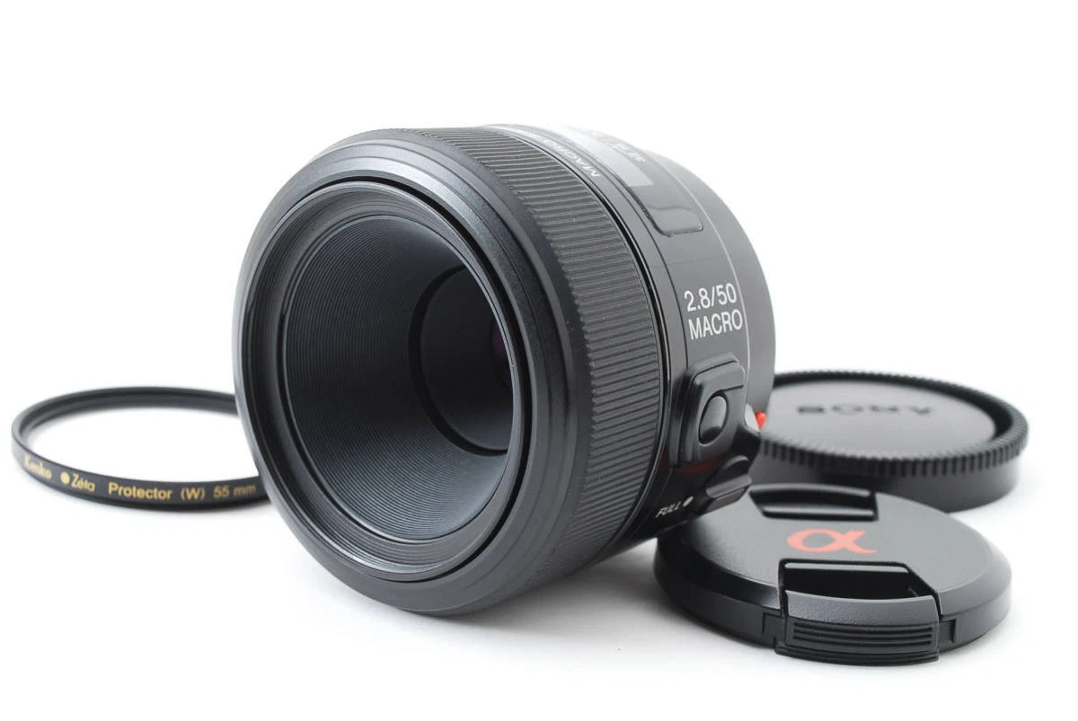 Sony SONY 50mm F2.8 Macro SAL50M28 Macro lens with filter for A