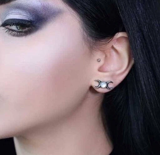Triple Goddess Stud Earrings Boxed, Wiccan Pagan Gothic, Moons, Alchemy England Foto 2 de 4