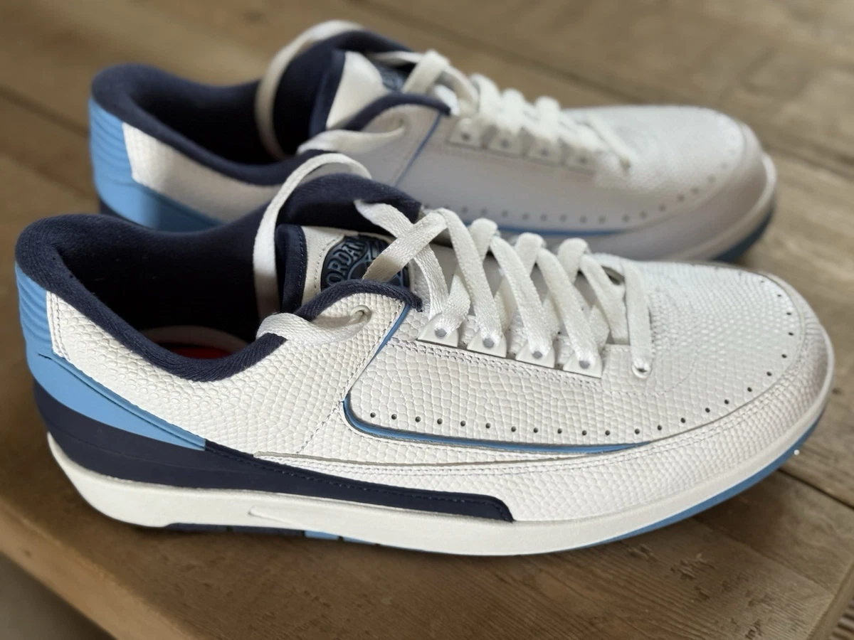 Sz 8.5  - Nike Air Jordan 2 Retro Low Midnight Navy 2016 - 832819-107 Item 1268 Jordan 2 Retro Low Midnight Navy 2016 - 832819-107 for Sale  main image 2