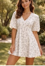 Universal Thread White NWT Dress. Short Sleeve, Floral Print, Cotton, Pockets.