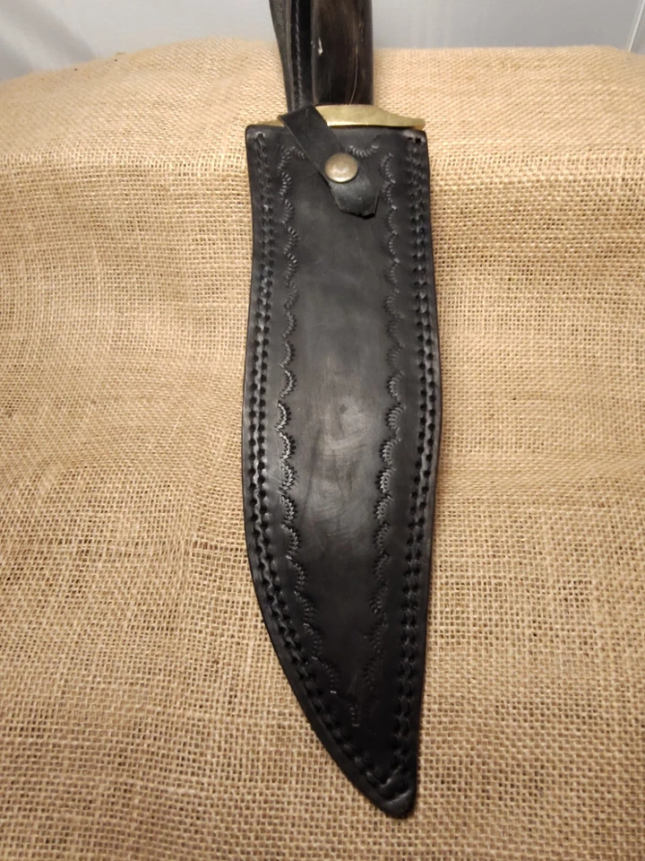 Cuchillo BOWIE grande pesado de 15" de un solo filo con protector/extremo de latón y mango de madera Foto 2 de 4