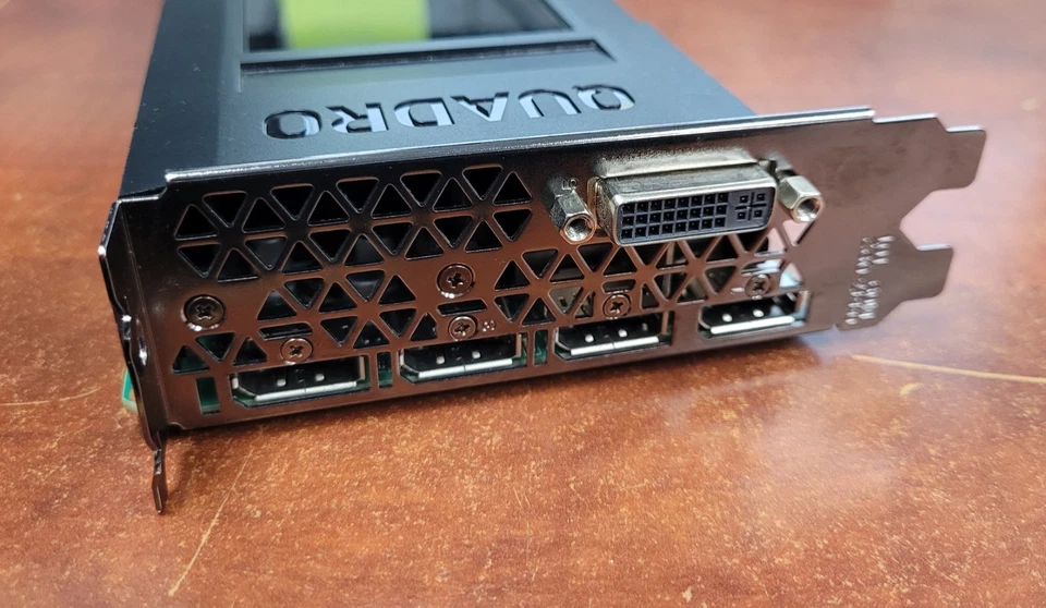 PNY NVIDIA Quadro M5000 PCIe x16 3.0 Graphics Adapter 8GB GDDR5 - Image 2 of 4