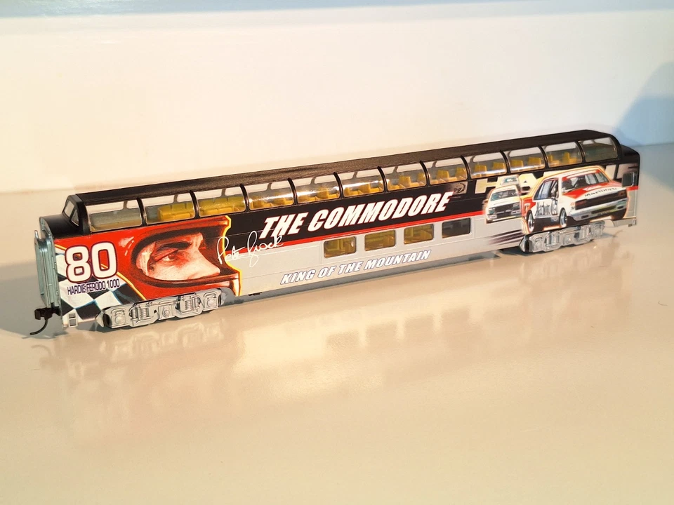 Bachmann Peter Brock 1980 Domecar. New condition b Hawthorn Village series. HO. - Image 4 of 4