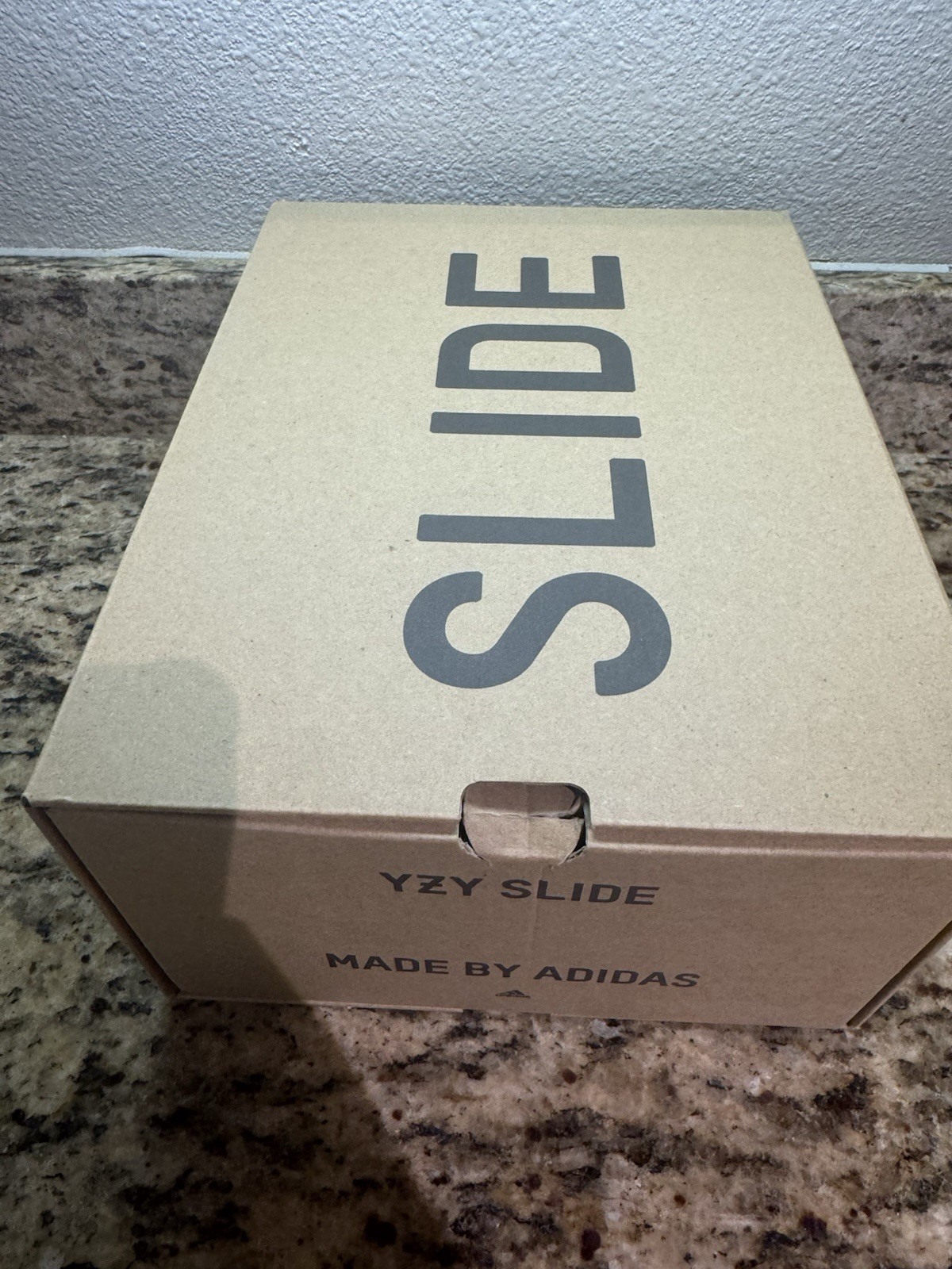 adidas Yeezy Slide Dark Onyx Men's US Size 9 ID5103 thumbnail 4